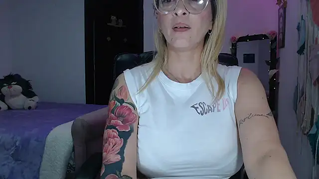 Snapshot of yulieth_anamar chatting on March 2025 01:38:02 AM yulieth anamar online show from March 2025 01:38:02 AM