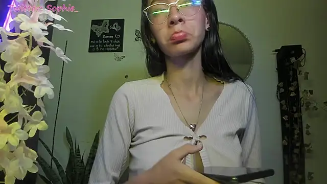 Sophie sweett19 online show from March 2025 04:24:02 AM