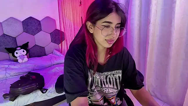 Horny tgn online show from March 2026 05:57:02 PM