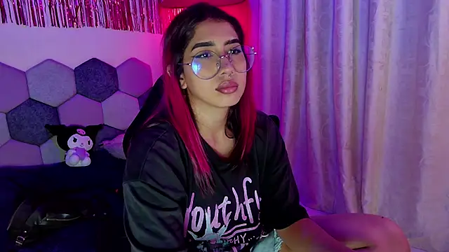 Snapshot of Horny_tgn chatting on February 2026 06:32:02 PM Horny tgn online show from February 2026 06:32:02 PM