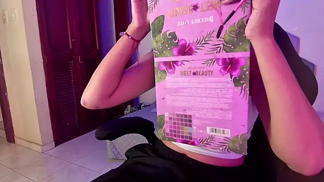 Horny tgn online show from November 2025 12:21:02 PM