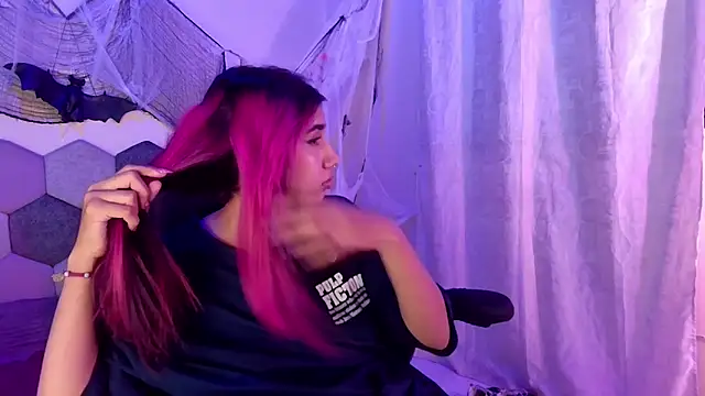 Horny tgn online show from November 2025 12:48:01 AM