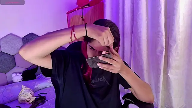 Horny tgn online show from April 2026 02:02:02 PM