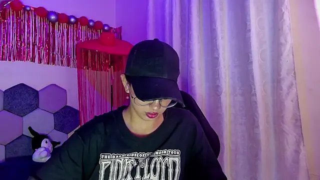 Snapshot of Horny_tgn chatting on February 2026 05:46:01 PM Horny tgn online show from February 2026 05:46:01 PM