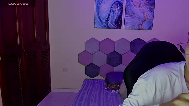 Horny tgn online show from October 2025 11:56:01 AM