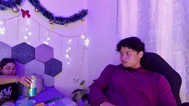 Snapshot of Horny_tgn chatting on December 2025 06:31:02 PM Horny tgn online show from December 2025 06:31:02 PM