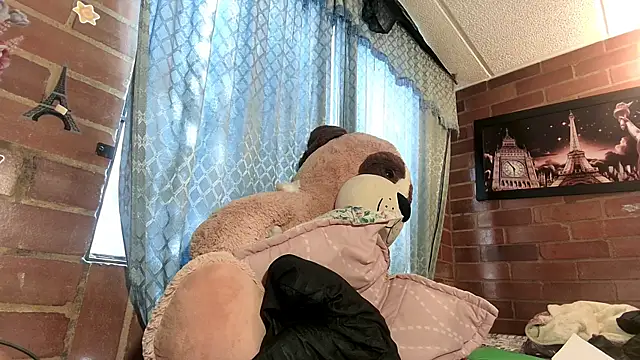 ValeriaLacrozee online show from March 2026 03:31:02 PM