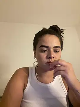 rebeccaareys online show from February 2025 12:19:02 AM