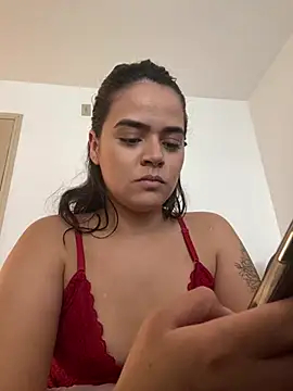 rebeccaareys online show from December 2024 07:07:02 PM