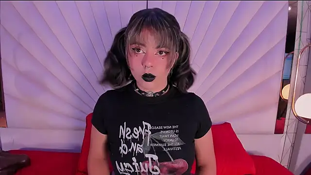 ivannabellini online show from July 2026 02:03:02 PM