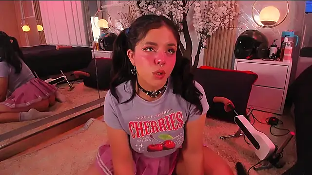 Snapshot of ivannabellini chatting on November 2025 02:29:01 PM ivannabellini online show from November 2025 02:29:01 PM