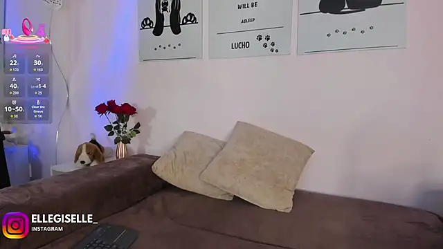 ElleGisellee online show from February 2026 06:02:01 AM