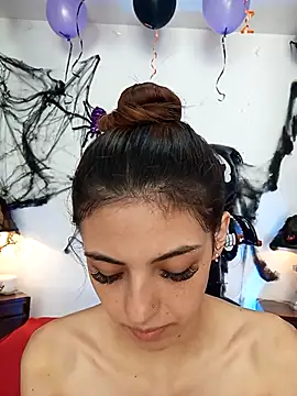 sofiarouge online show from October 2025 07:48:02 PM