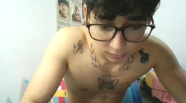 Snapshot of Dillom420 chatting on March 2025 05:32:01 AM Dillom420 online show from March 2025 05:32:01 AM