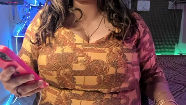 Gulabi Queen online show from February 2025 09:29:02 AM