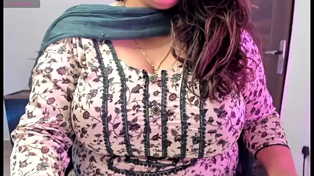 Gulabi Queen online show from March 2025 12:57:02 PM