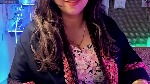 Gulabi Queen online show from January 2025 08:54:01 AM