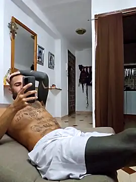 Snapshot of charlye_inkkkk chatting on October 2025 12:33:02 AM charlye inkkkk online show from October 2025 12:33:02 AM