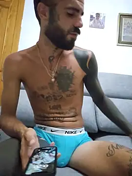 Snapshot of charlye_inkkkk chatting on July 2026 10:21:01 PM charlye inkkkk online show from July 2026 10:21:01 PM
