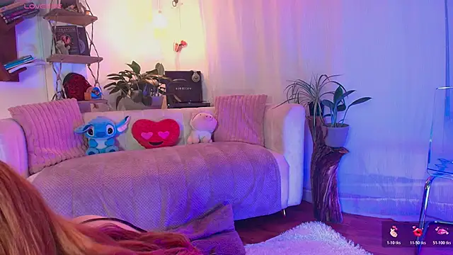 HANNAH LOVEE online show from April 2026 03:35:01 AM