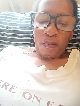 bustybillies online show from December 2025 05:24:02 AM