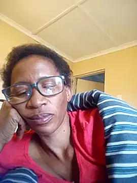 bustybillies online show from December 2025 04:06:02 PM