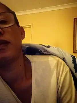 bustybillies online show from April 2026 03:52:01 AM