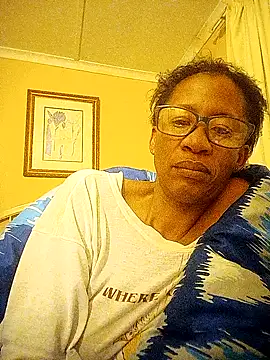 bustybillies online show from October 2025 03:20:01 AM