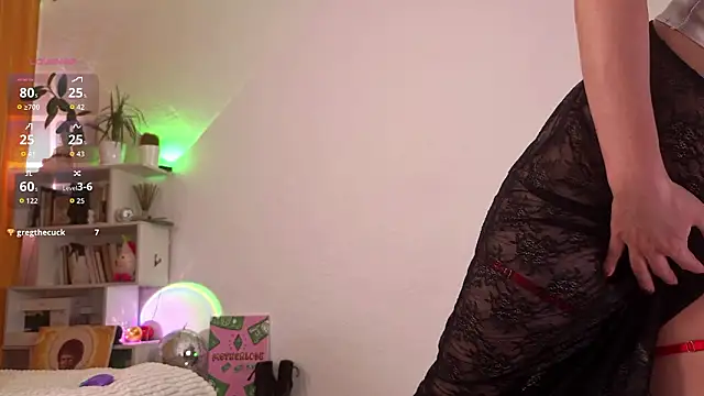 ginavontease online show from March 2026 04:43:01 PM