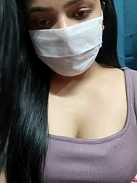 Myloveurvi online show from February 2026 05:37:02 PM