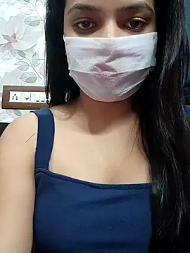 Myloveurvi online show from April 2026 10:10:01 AM