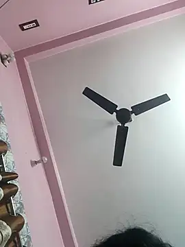 Myloveurvi online show from January 2026 03:30:01 PM