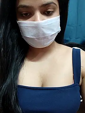 Myloveurvi online show from March 2026 10:31:01 AM