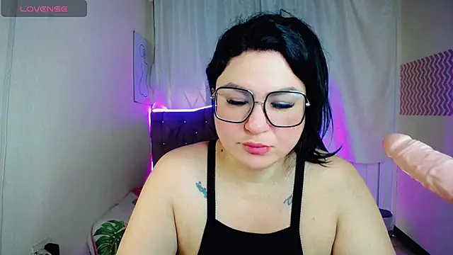  curvy latina online show from March 2025 12:17:02 PM