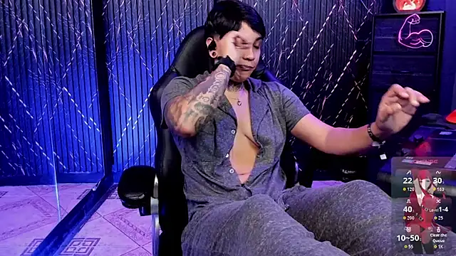 ZhoeStrong online show from February 2026 07:02:02 PM