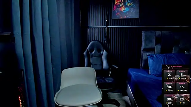 ZhoeStrong online show from November 2025 08:42:02 PM