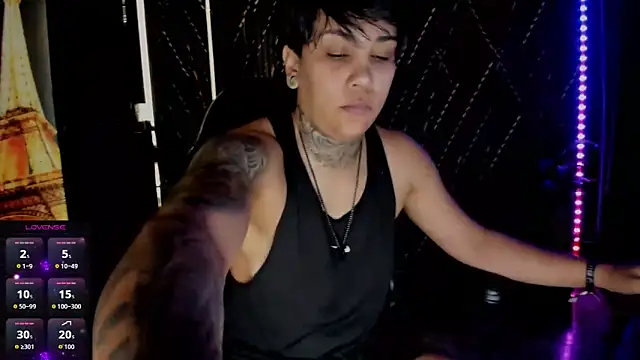 ZhoeStrong online show from January 2026 01:25:02 PM