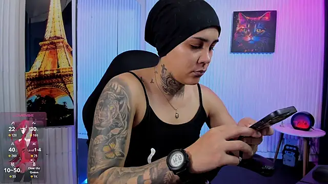 ZhoeStrong online show from April 2026 07:17:02 PM