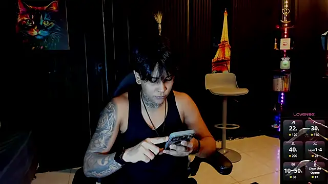 ZhoeStrong online show from October 2025 10:35:02 PM