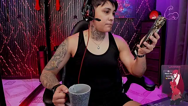 ZhoeStrong online show from February 2026 06:40:02 PM