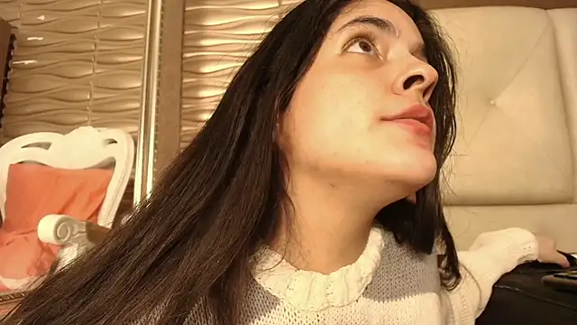 sofiaclauss online show from October 2025 07:38:01 AM