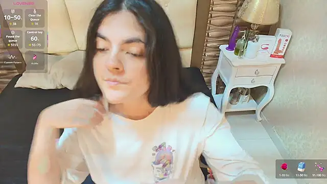 sofiaclauss online show from September 2025 07:41:01 PM