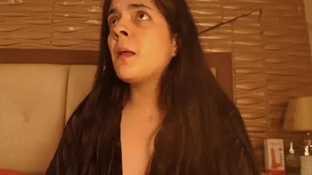 sofiaclauss online show from October 2025 09:14:02 PM