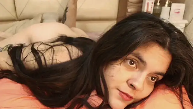 sofiaclauss online show from October 2025 09:08:02 AM