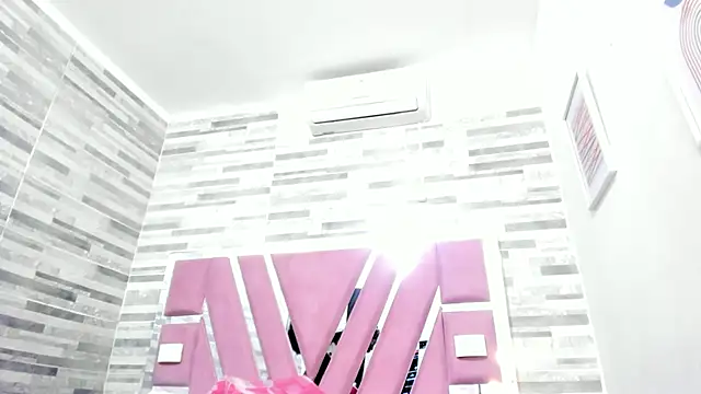 Snapshot of ebony_march chatting on March 2025 12:43:01 AM ebony march online show from March 2025 12:43:01 AM