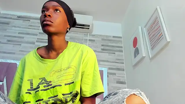 ebony march online show from October 2025 06:40:01 PM