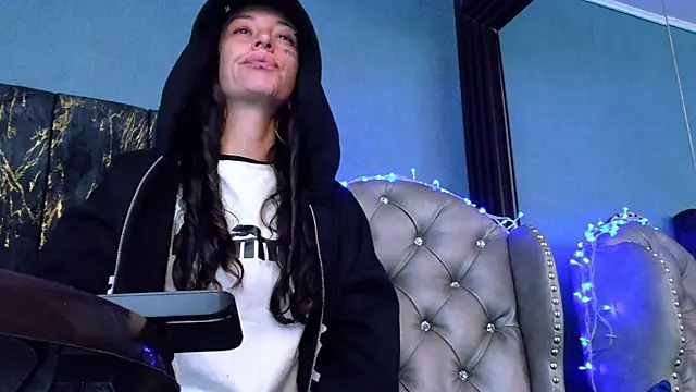 LusstCruella online show from March 2026 03:13:02 PM