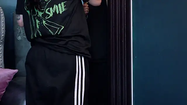 LusstCruella online show from February 2026 04:07:01 PM