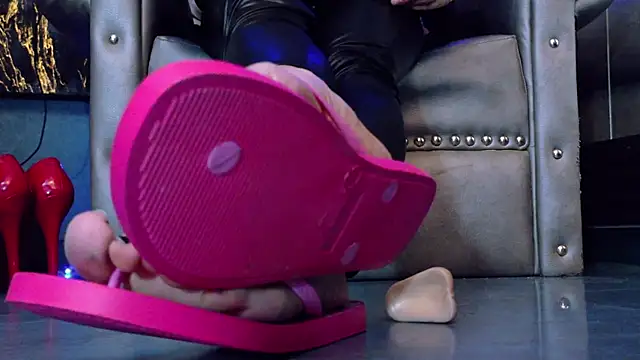 LusstCruella online show from March 2026 01:02:02 AM