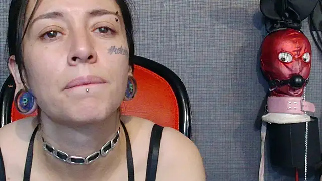LusstCruella online show from March 2025 02:23:02 PM